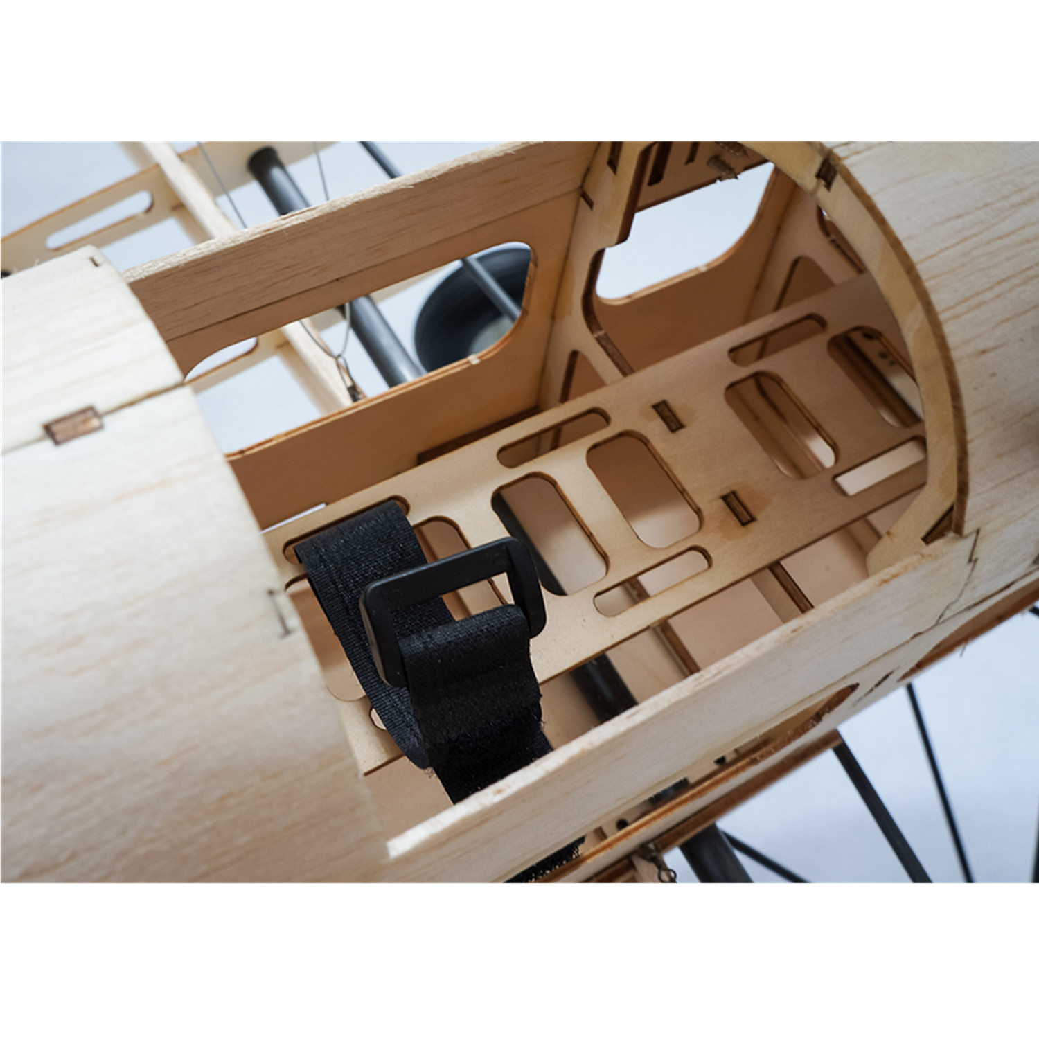 Kit de Avión de Madera de Bals - Model Kit Store reseña y precio