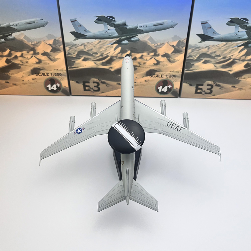 Modelo de Avión E-3 Sentry AWA - Model Kit Store reseña y precio